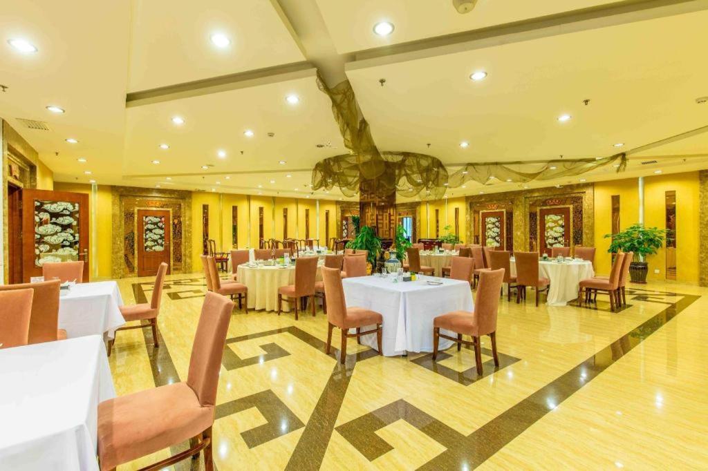 Changchun Garden Hotel Buitenkant foto